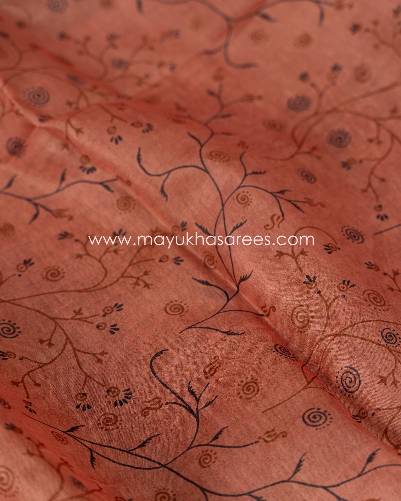 Peach And Navy Blue Tassae Tassar Saree With Chikankari Gorgette Blouse