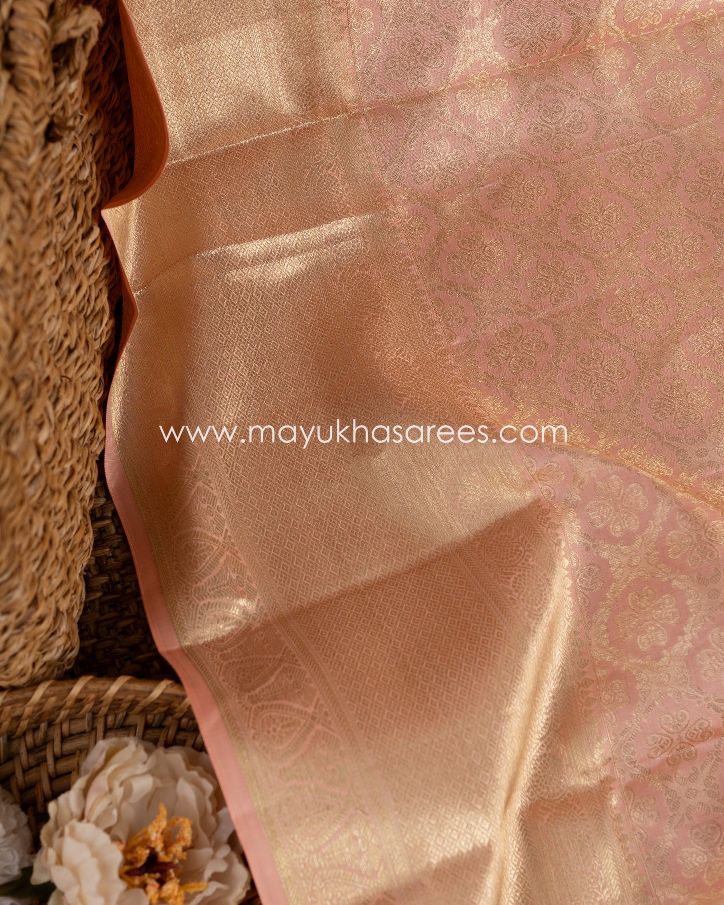 Peach Bloom: Timeless Kanchipuram Silk Saree With Free Shipping! And Stitched Blouse In Size 38-45