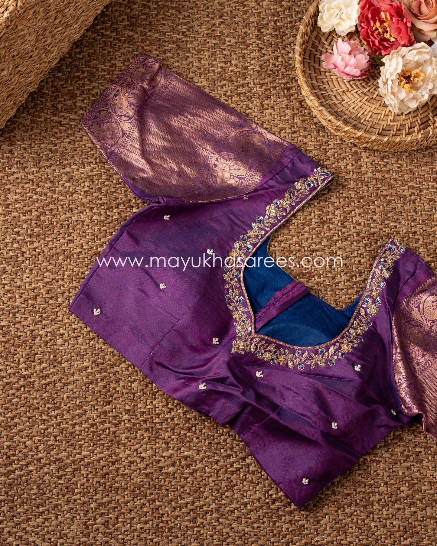 Regal Essence: Kanchipuram 1000 Butties Pure Silk Saree, Free Shipping! And Stitched Blouse In Size 38-48