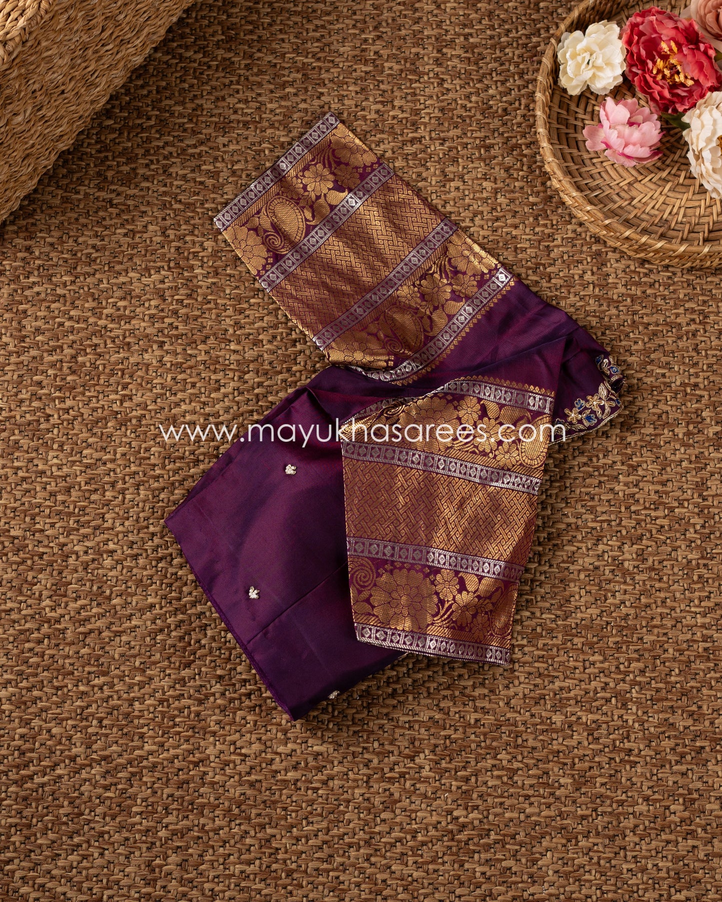 Royal Tapestry: Brocade Gadwal Weaving Saree, Free Shipping! And Stitched Blouse In Size 38-52
