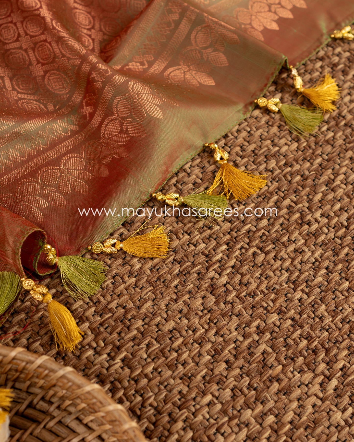 Fiesta Elegance: Kanchipuram Saree With 1000 Butties, Free Shipping! And Stitched Blouse In Size 38-58