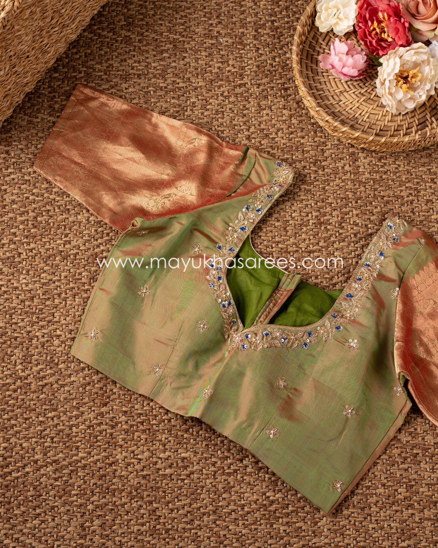 Fiesta Elegance: Kanchipuram Saree With 1000 Butties, Free Shipping! And Stitched Blouse In Size 38-58