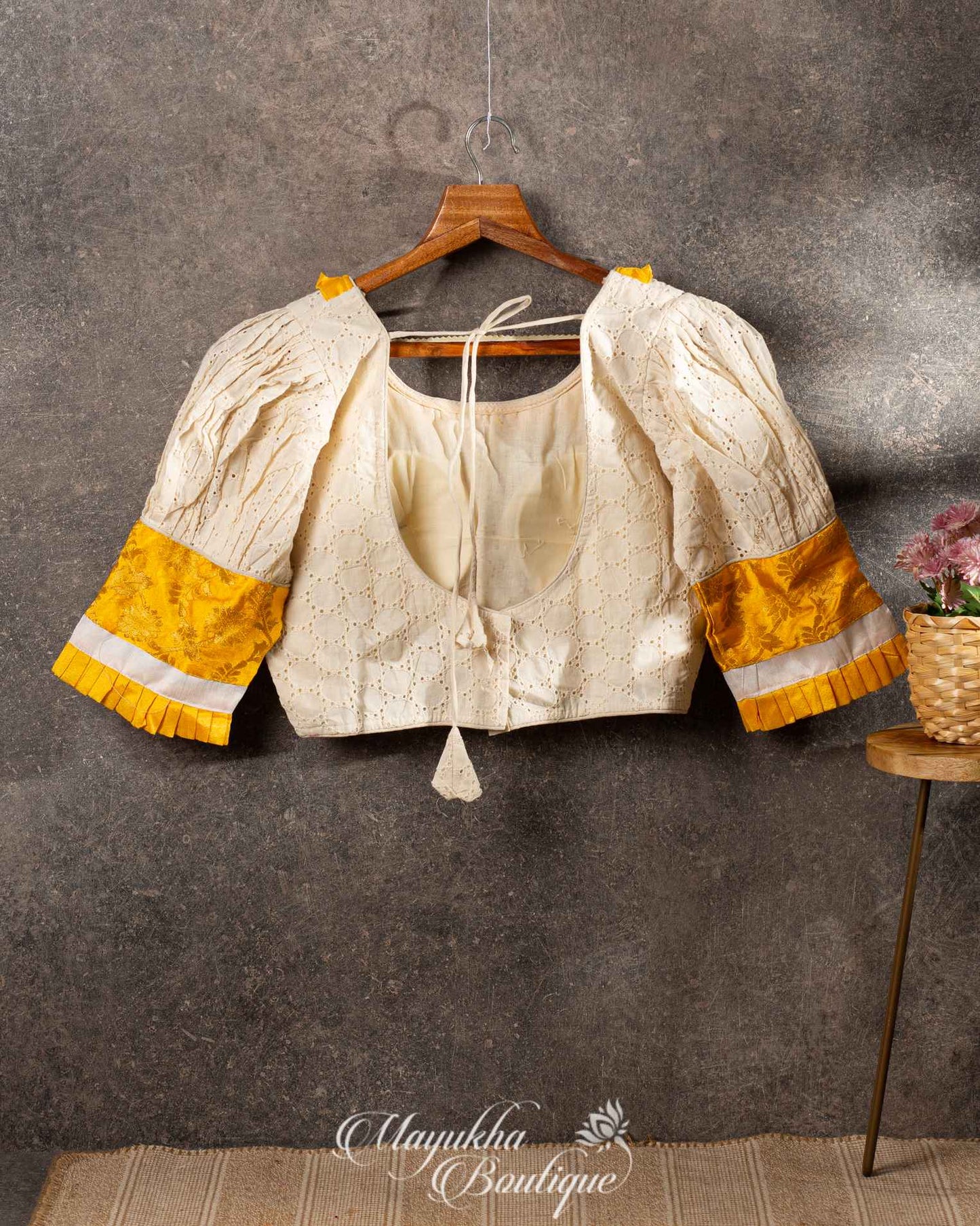 Chikan Elegance Hakoba Blouse mayukhasarees