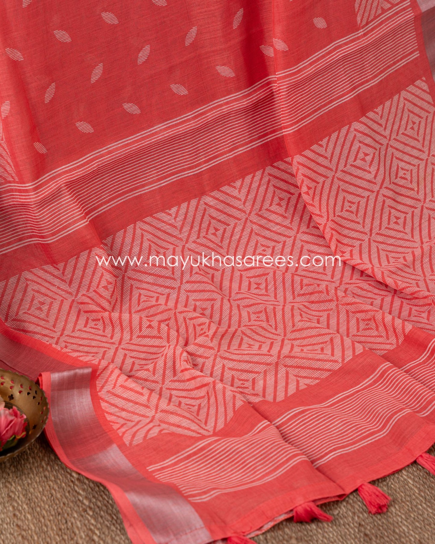 Peachy Elegance: Chanderi Cotton Silk Saree With Lace Blouse