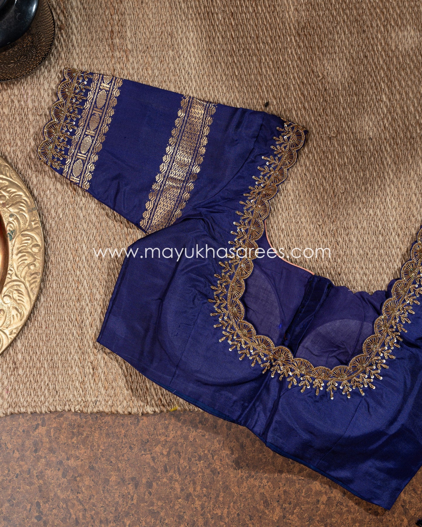 Pink And Navy-Blue Gadwal Silk Saree With Stitched Blouse mayukhasarees