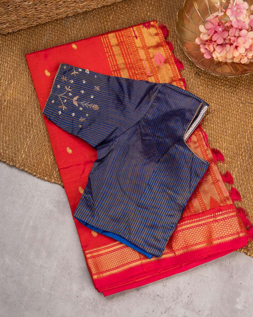 Pure Paithani Nauvari Red & Pink Dual tone Silk Saree with Peacocks and Lotus Fancy Pallu and Beautifully designed Hand embroidered Blouse in Blue