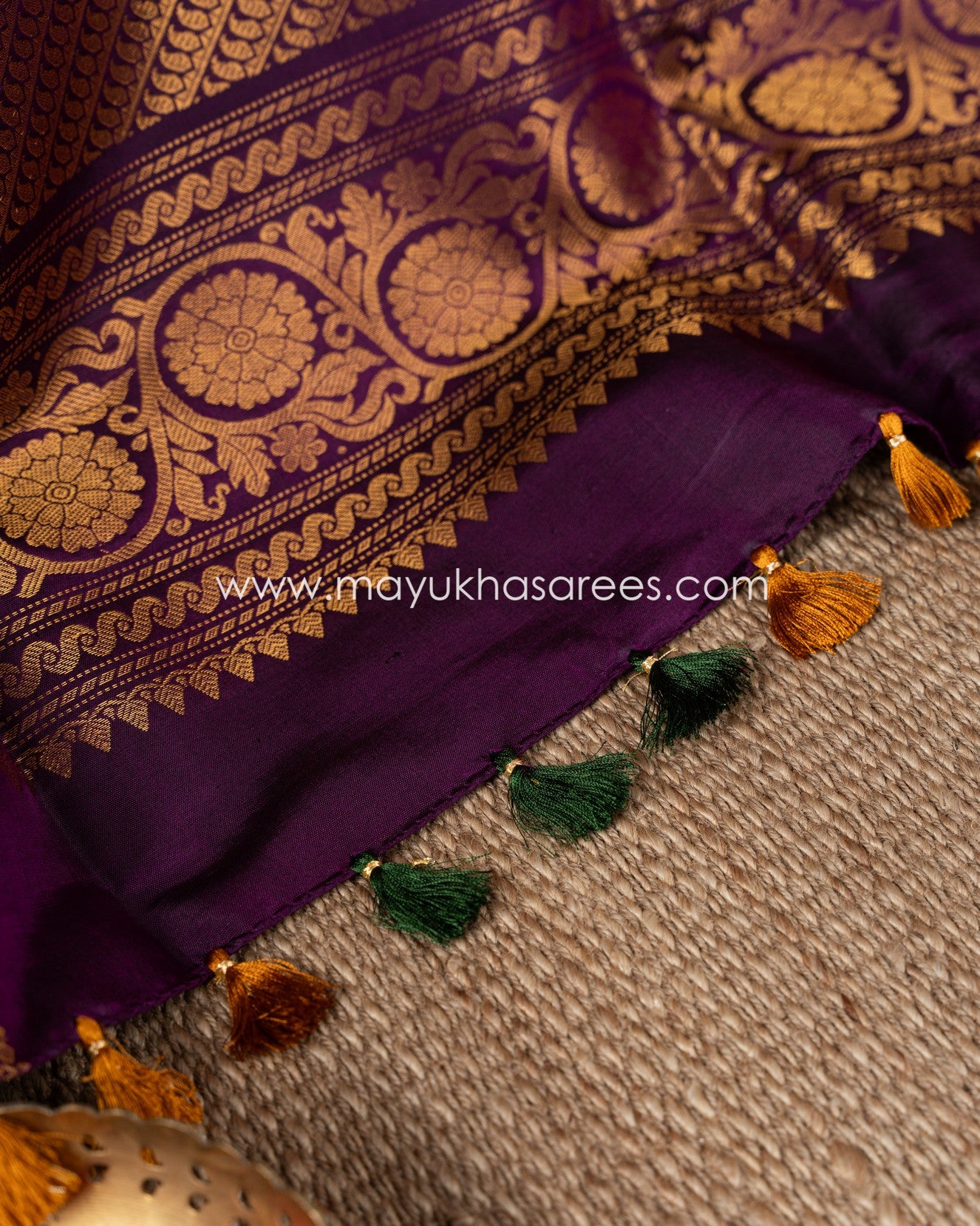 Glamourous Green And Wine Gadwal Pure Silk Saree With Copper Borders