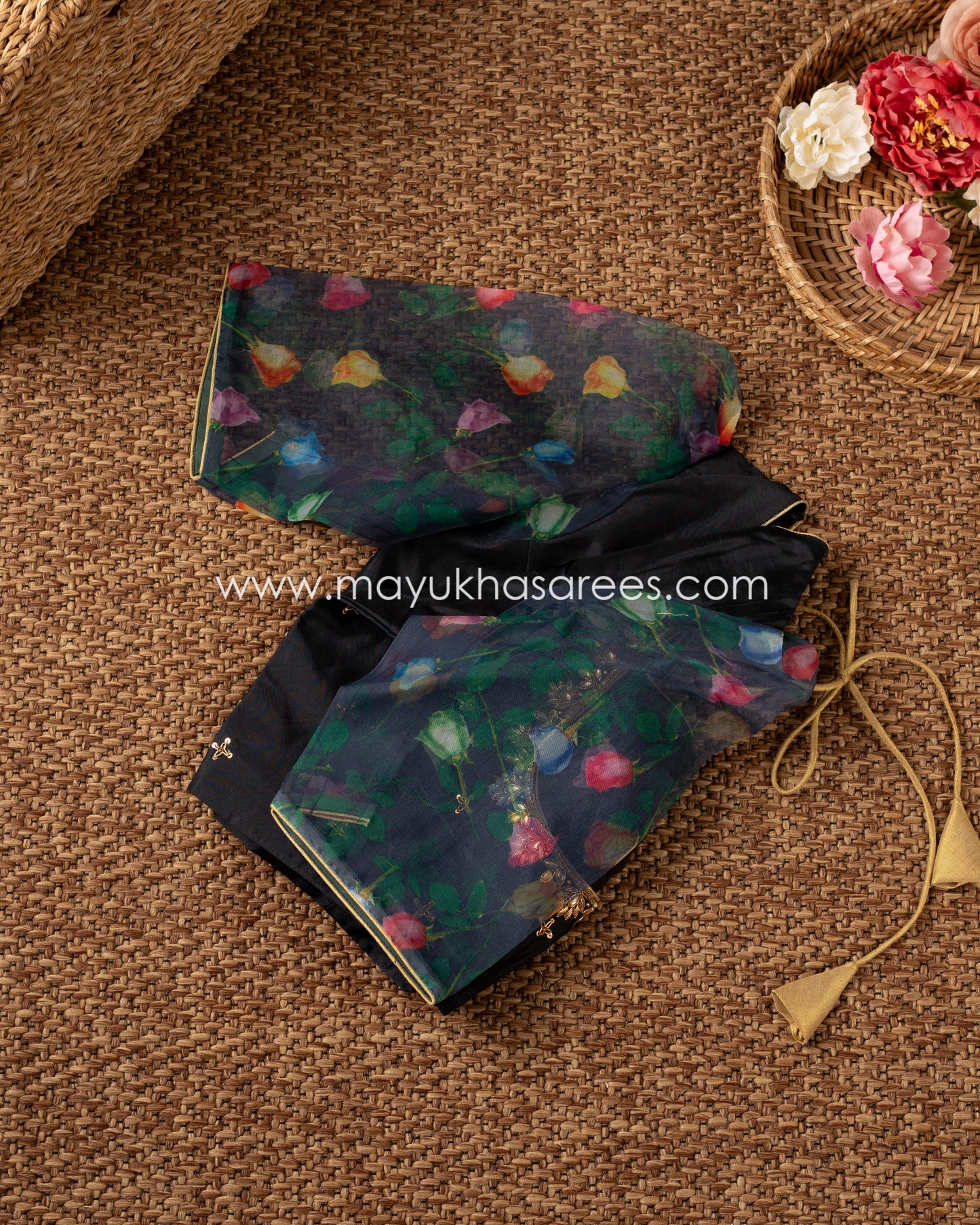 Midnight Bloom: Irkal Pure Silk Saree With Floral Print Blouse, Free Shipping!  And Stitched Blouse In Size 38-51