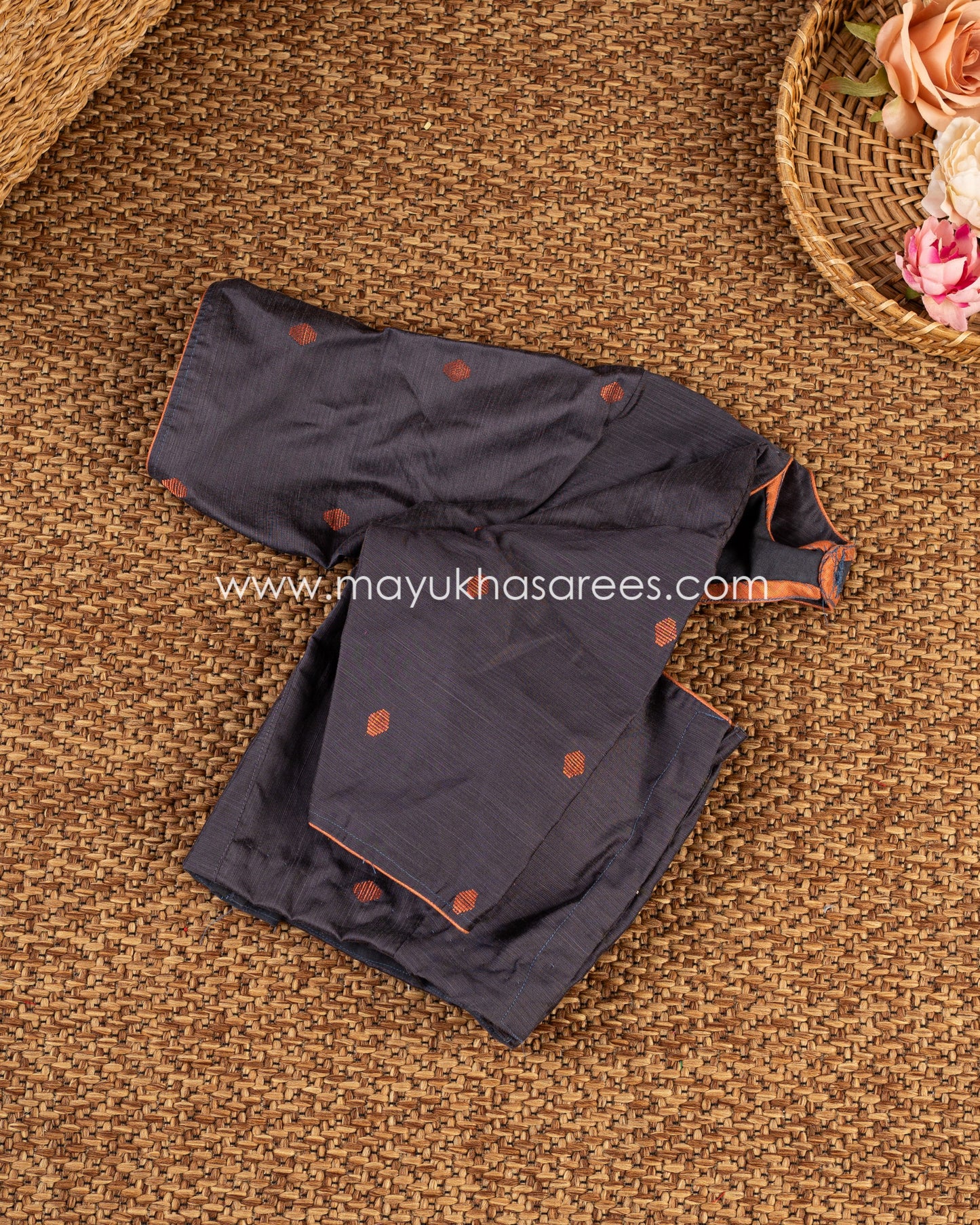 Floral Elegance: Tassar Banarasi Saree In Pink & Grey, Free Shipping!   And Stitched Blouse In Size 38-60