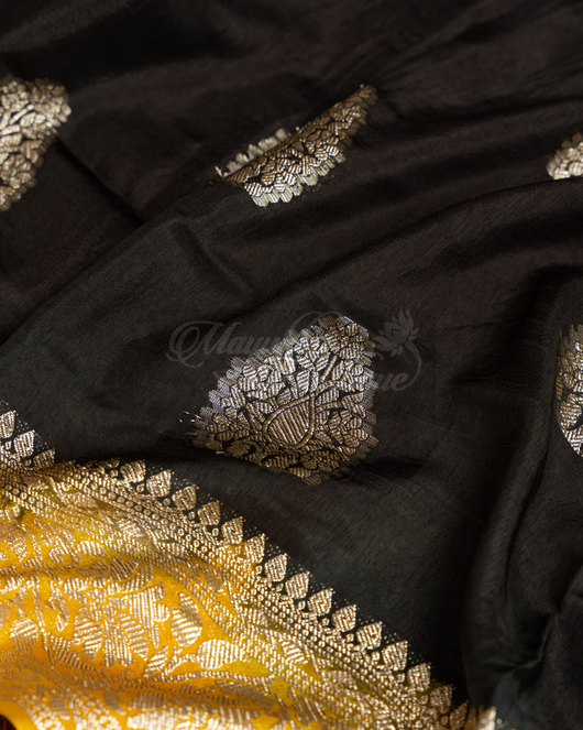 Black Banarasi Munag Silk Saree mayukhasarees