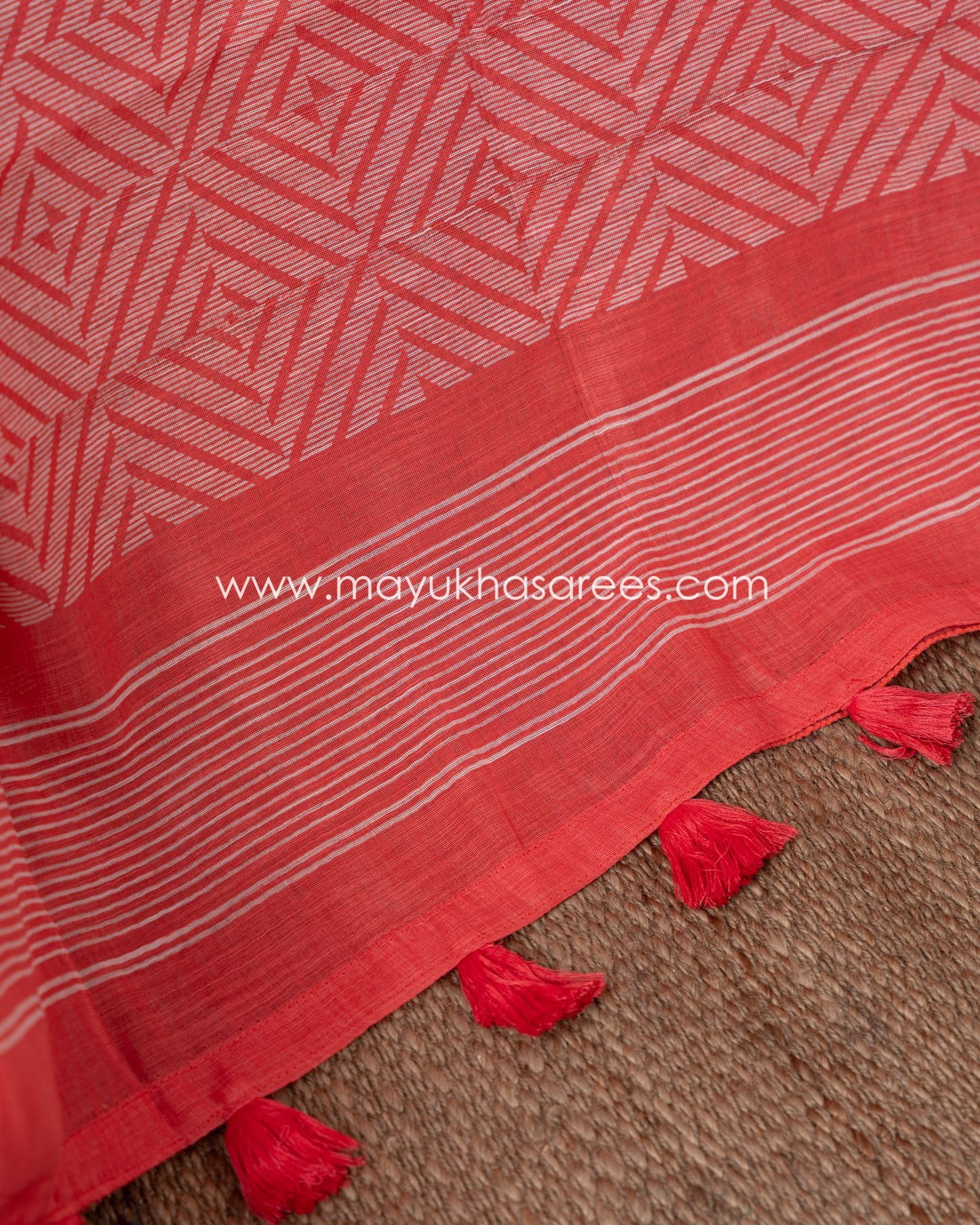 Peachy Elegance: Chanderi Cotton Silk Saree With Lace Blouse