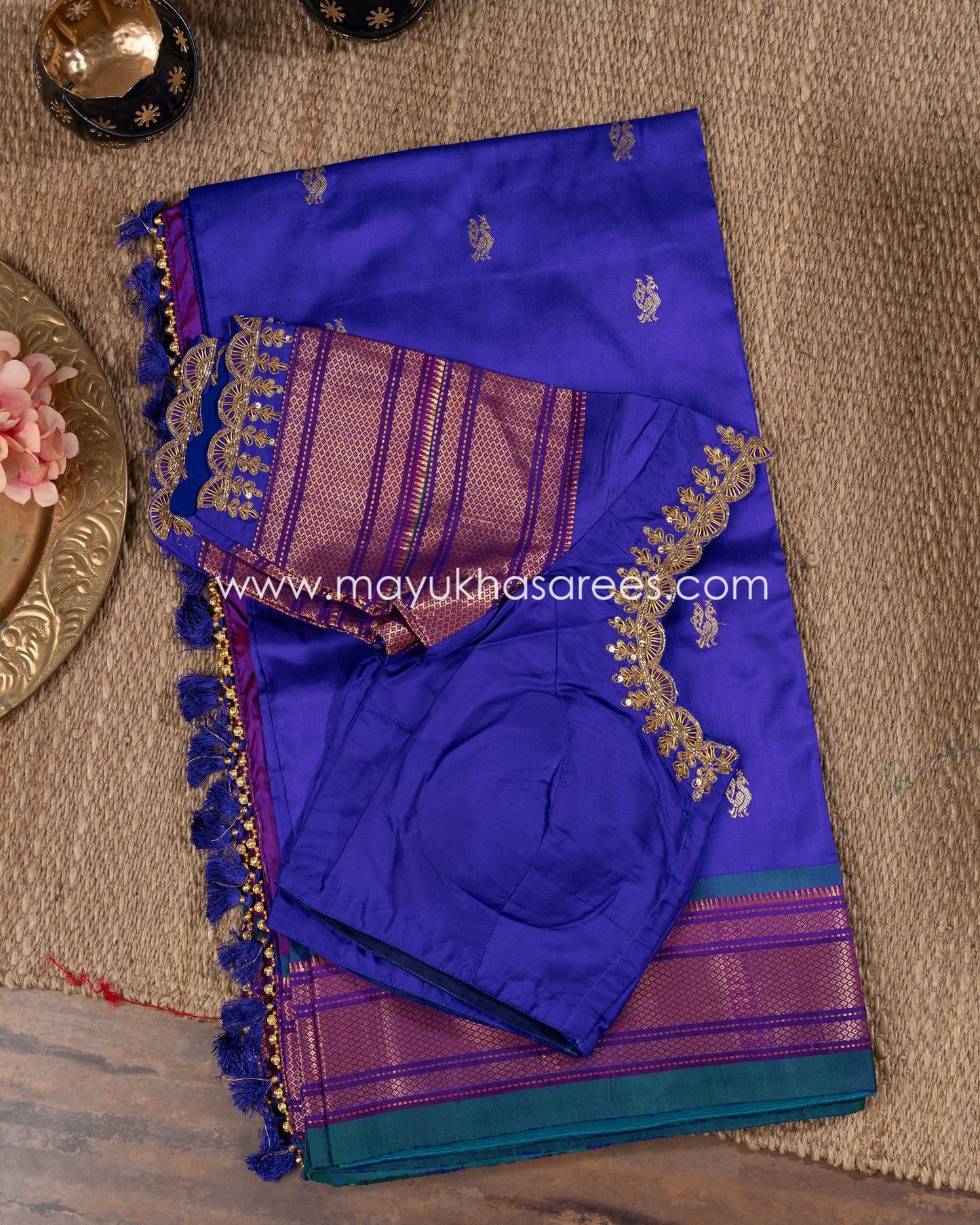 Emerald Peacock Silk Saree With Nauwari Border And Fancy Pallu