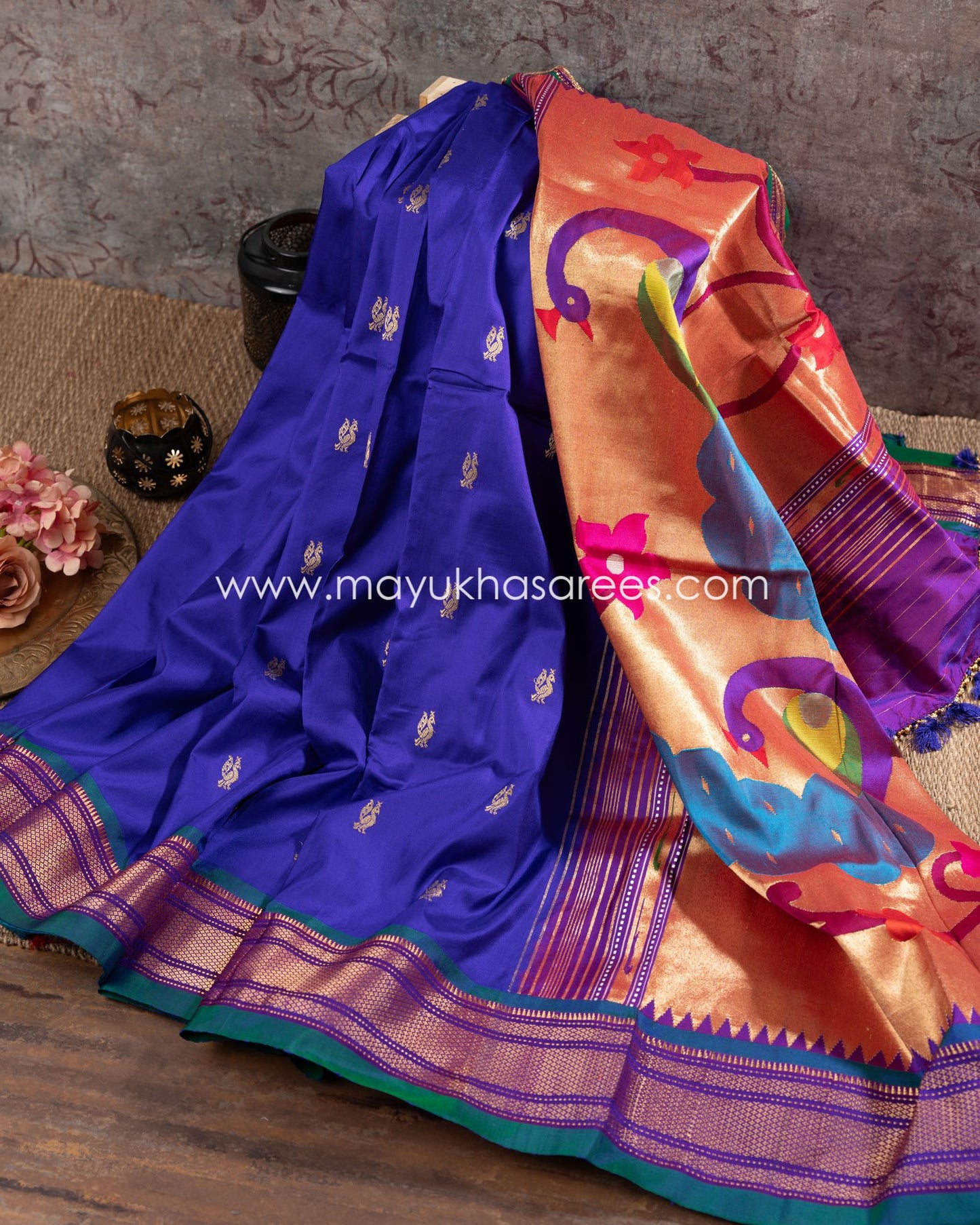 Emerald Peacock Silk Saree With Nauwari Border And Fancy Pallu